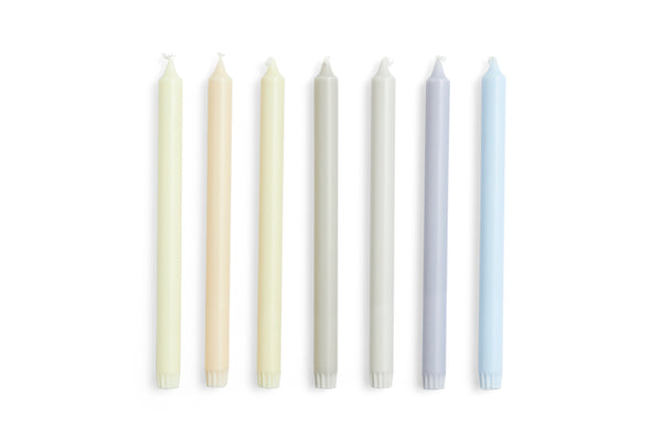 Gradient Candle HAY neutral