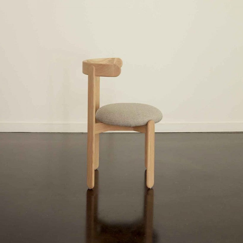 STUHL - "Lilas Chair" von Gabrielle Paris